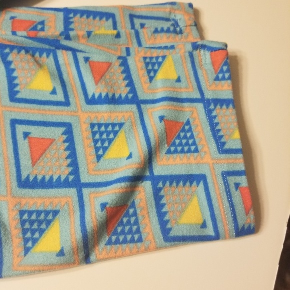 Lularoe  leggings  NWOT - Picture 4 of 4